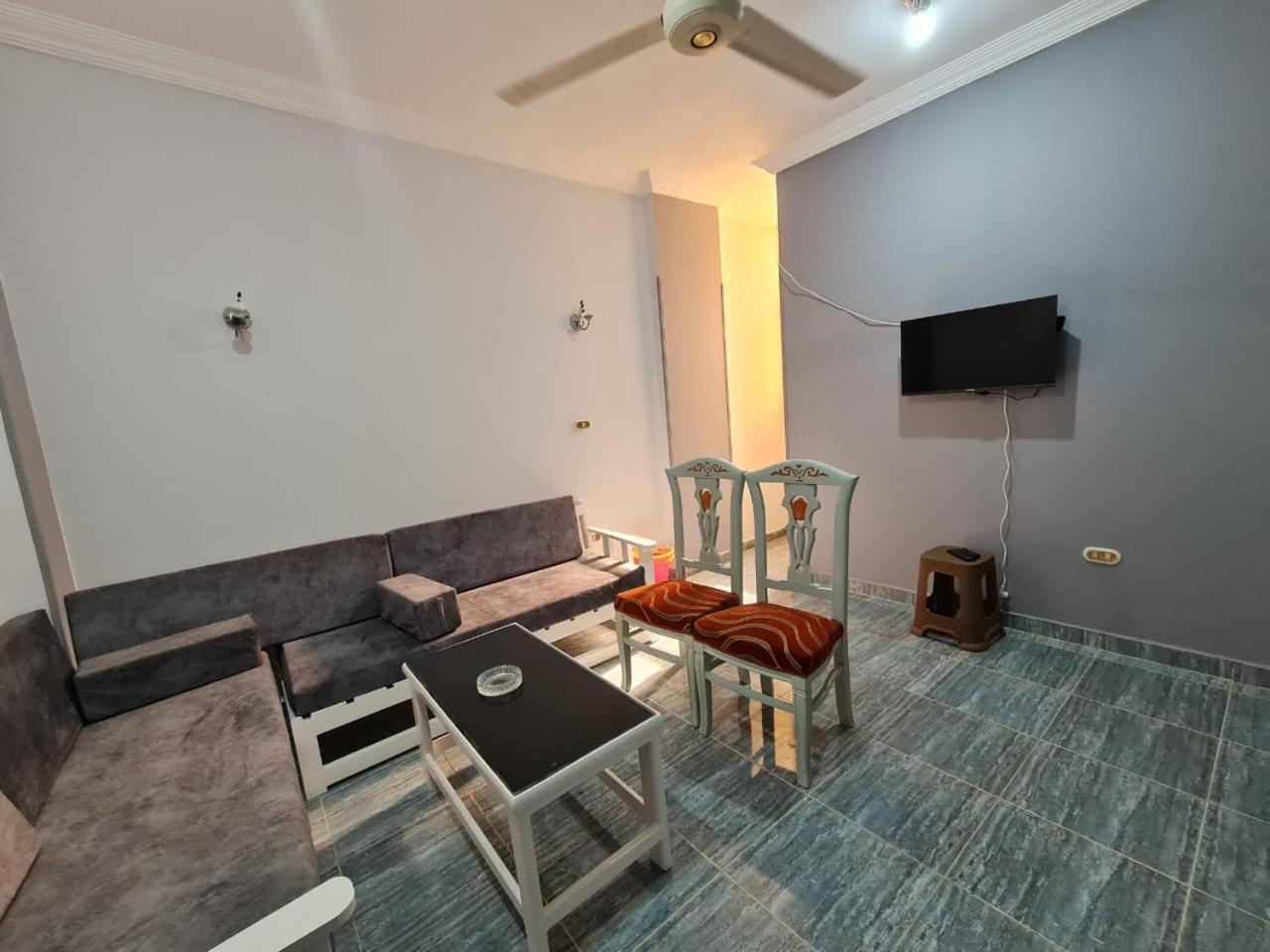 للإيجار اليومي, خطوات من البحر و كارفور Apartment Hurghada
